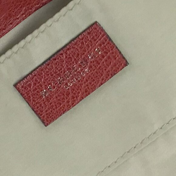 BURBERRY Vintage Red Kiss Lock Mini Crossbody - Picture 12 of 14